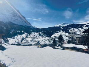 K Brosas Instagram - Interlaken and grindelwald tour galore.. grabe yung nilakad ko syet kc ilang beses ako naligaw lol! pero super ganda naman talaga! nasa IGstories ko lahat! #galawgalawbagopumanaw #solotraveler #bucketList #switzerland🇨🇭 😅🥰