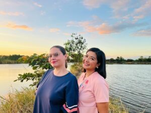 K Brosas Instagram - Done na sa taping.. haggard pero masaya… sumulong kami tubig at mud para kumuha ng talaba at crabs at nanghuli ng hipon.. at nag luto etc.. thanks miss @iamkaradavid 😊😅