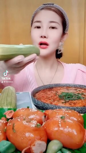 K Brosas Instagram - Eto na naman mga nakikita ko sa tiktok ehh lol! sensya naaaaa! habanaysdey! 😅😳😜