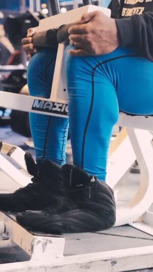Kai Greene Instagram - LOCKED IN 🔐

Make everyday count and redefine your limits with @ryderwearshoes newest D-MAK 3. Designed for the relentless pursuit of excellence.

Extra 15% Off 
Code: KAI15 — Link in bio 

#KaiGreene
#Ryderwearshoes
#ThoughtsBecomeThings