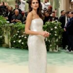Kaia Gerber Instagram – @prada at the met 🤍 @voguemagazine