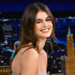Kaia Gerber Instagram – @kaiagerber starred as “Tree Number Two” in The Wizard of Oz during her theater kid days 😂 #FallonTonight