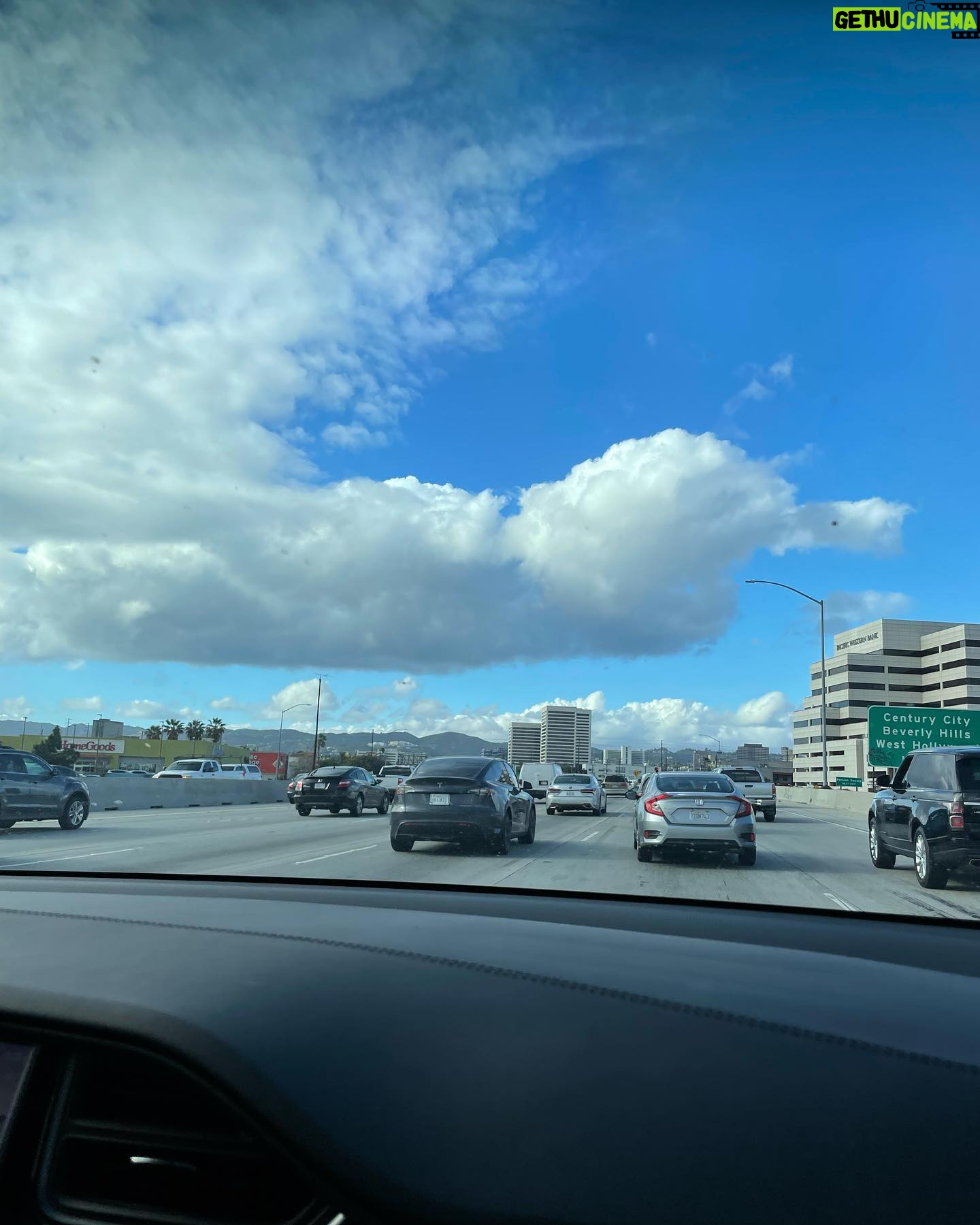 Kaitlin Olson Instagram - - Mom, can I have your phone? - Why? - I need to take a picture of a penis in the sky. #dickpics #earlychildhoodeducation
