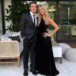 Kaitlin Olson Instagram - Took off our sweatpants to celebrate @kristenanniebell and all of the incredible work she does with @wphfund. Because being an incredible singer, actor, wife, mom and friend isn’t enough…she also crams a big, beautiful heart into that cute little body. @hairbyabbyroll @rhondaspiesstylist @theadorable1 @gretaconstantine @xivkarats @dena_kemp, @doraziopr @zydoitaly @rodofirenze @kennethcole @tedbaker