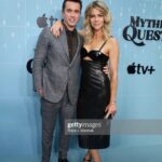 Kaitlin Olson Instagram - This guy makes great shows. 😍 @mythicquest season 3 out now on @appletvplus Hair @hair_by_abbyroll makeup @theadorable1 styling @rhondaspiesstylist Dress @staud.clothing Shoes @kennethcole Clutch @jimmychoo Jewelry @effyjewelry, @marlis, @anabelachan, @charlielapson Tailoring @laurabasci @laorganictanning