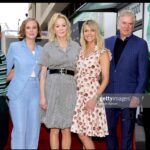 Kaitlin Olson Instagram - My friend @realjeansmart got her very own star on the Hollywood Walk of Fame today and I can’t think of anyone more deserving. I love you, Jean. You’ve had a hell of a year…the very best and the absolute worst…and the grace with which you’ve navigated it all is pretty astounding. Congratulations, you absolute force. I’m proud to pretend to be your daughter. 💥♥️♥️ #hacksonhbomax