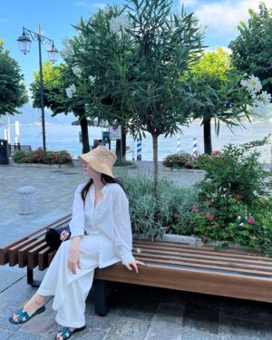 Kaity Nguyễn Instagram - 🌏