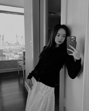 Kaity Nguyễn Instagram - Merry Christmas 🎄