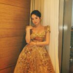 Kaity Nguyễn Instagram – In my own world ❤️

LHP Quốc tế TP.HCM (HIFF) 2024 hiện đang diễn ra từ 6-13/4. Mọi người hãy đón xem và theo dõi những sự kiện hấp dẫn trong LHP nhé!

#Chopard #ChoparDiamonds #HIFF2024 #KATHouse