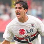 Kaká Instagram - 🥳 @KAKA completa 4️⃣2️⃣ anos hoje! 🥳 Craque revelado no clube, o meia fez 155 jogos e 51 gols pelo Tricolor, além de ajudar na conquista do título do Rio-São Paulo de 2001. Felicidades! 🎂 #VamosSãoPaulo 🇾🇪