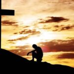 Kaká Instagram - Ele (Jesus) se entregou por nós, para que tivéssemos vida em abundância (acesso ao Pai) novamente. Páscoa é uma das festas mais celebradas pelo cristão. Celebramos a morte e ressureição daquele que cremos ser o filho de Deus. Jesus é a manifestação do amor de Deus. Mesmo sabendo que muitos o negaria, Deus entregou seu filho por amor aqueles que o aceitaria!!! Glória a Deus! Pois NEle (Jesus) vivemos, movemos e existimos (Atos 17:28) Feliz Páscoa!!! #IBelongToJesus