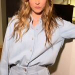 Kaley Cuoco Instagram – Kaley day to night ☀️🌕

Look 1
Shirt and pants @palmerharding 
Heels @manoloblahnik 
Jewels @natashaschweitzer 

Look 2 
Dress @brunellocucinelli_brand 
Shoes @manoloblahnik 
Jewelry @shayjewelry 
Makeup @jamiemakeup 
Hair @hairbymarilee 
Assistant @nicksegodi