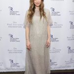 Kaley Cuoco Instagram - 💜An honor hosting the 3rd annual @johnritterfoundation fundraiser accompanied by the amazing Ritter family and the incredible @yasbeckamy 💜 go to their website for more info on Aortic Dissection and info how to donate … we love John then and we love him now!! 💜💜 { @bradgoreski wearing @brunellocucinelli } 💄 @jamiemakeup ✂️ @hairbymarilee