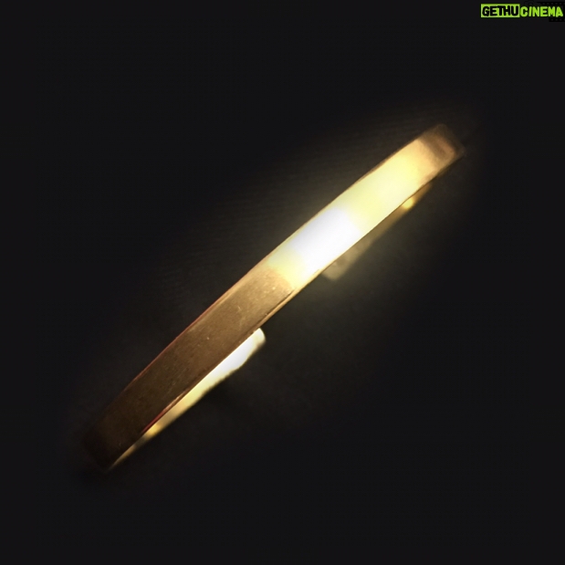 Kali Hawk - 9.1K Likes - 🙆🏽Many times I've been described by friends as lucky (🤔and I always feel lucky), so when designing this piece I wanted it to look Lucky, too. Through a special process ⚒ I gave "The Lucky One" #cuff a nice #patina and the subtle matte finish of a #happy surprise buried deep in the sand 🏖and dug up by a #child on vacation.🎉To add some lucky powers, after making the #bracelet, I wore it. Then, 😯after telling a #friend about a particular man I wanted to see, I ran into the man, 👀who it turns out is even luckier than I am! Playing #ExtremeSports his whole life, 🏂he had joyfully walked from one #dangerous situation to the next either unscathed, or with speedy recovery. 🙇🏻In fact, people call him #Wolverine because of his self-healing abilities #Lol 💃🏽We ended up going to dinner 🍝and I let him wear The Lucky One cuff. 🙈He didn't want to take it off! He said it was so #comfortable he forgot he was wearing #jewelry, 💁🏽which was lovely to hear, and lovely to know he'd left some of his #SuperPowers & good luck on the bracelet to intermingle with mine. *Made of #18k #RoyalGold The Lucky One cuff is perfect for engraving✍🏾 and with its one 💎sparkling champagne #diamond 😌it's understated enough to be worn by both women and men. It was a #joy to make this bracelet for the @PureEarthNow auction to #promote safe goldmining practices worldwide.🌍✨ 🙋🏽This bracelet is imbued with the #energy of healing, joy, #miracles, success, #love and the glowing warmth of fairmined #gold from Hoover & Strong. 🔮May it bring #GoodLuck and great #fortune to whoever wins it!💋