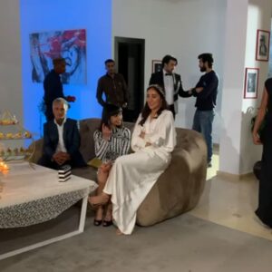 Kalila Bounaylat Instagram - كواليس من مسلسل سولو دموعي قمر كتقتل بالضحك انا بعدا كتعجبني كتدير جو زوين 

@hamaka_officiel ❤
@hassani.rajaa ❤