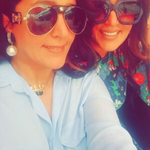 Kalila Bounaylat Instagram - بمناسبة اليوم العالمي للاخت 
اختي هيا اختي ، هيا صديقتي ، هيا كل شي فحياتي ، رفيقتي وكاتمة اسراري ، معايا ملي كنبكي وملي كنفرح ، كتبغيني كتر من راسها ، الله يخليك ليا ويطول فعمرك يا ربي، 
دمنة انت  القلب ❤
#اليوم_العالمي_للاخت#