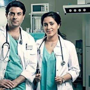 Kalila Bounaylat Instagram - الطب من أنبل المهن على وجه الأرض لكم التحية
الصورة من مسلسل دارت ليام
 سنة 2011
@hichambahloulofficiel1