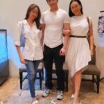 Kalina Ocktaranny Instagram - Best i ever had. 🤗❤️ @azkacorbuzier @berlianasz #XmasDinner ☃️ #3ofUs ❤️❤️❤️