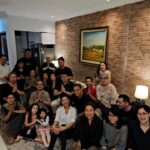 Kalina Ocktaranny Instagram - Keseruan tiap malam takbiran.. Terima kasih Sapi 🙏🏻❤️ @alvinadam1 Lontong sayur Medan beserta kawan2nya selalu jd makanan yg ditunggu 1 tahun sekali.. ❤️❤️ @jimmoputrapetir @adewidya1 @shintarka @deeonlyone @asty_ananta @ankiagustrin @andari.nanu @aznilkamil @gusmayanti_naiborhu @buwnga ❤️K