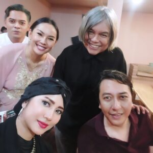 Kalina Ocktaranny Instagram - Selamat ulang tahun mas @ananghijau 🥳🥳 Berkah dunia akhirat 🤲🏻 @jimmoputrapetir @ashanty_ash @maiaestiantyreal @missadeandrini187 @thekadrimohamad @adiadrian22 ❤️K