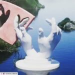 Kamand Amirsoleimani Instagram - صبح به خیر این نمونه ای ازمجسمه های سه بعدی اثر هنرمند سوئدی،اندریاس وانراشتد است. او مجسمه هاوانیمیشن هایی می سازد که گویی بیننده را بانیرویی مراقبه ای و هیپتونیزم مانند،به آرامش می رساند. آخر هفته ای به یاد موندنی داشته باشید