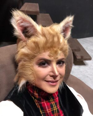 Kamand Amirsoleimani Instagram - سلام به همه سال نو مبارک ما یکسره مشغول کاریم و فرصت نشد بهتون تبریک بگم. امیدوارم سالی پر از برکت و شادی و سلامتی و آرامش و حال خوب داشته باشین. از دیدن برنامه های ما هم لذت ببرین.