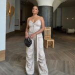 Kamie Crawford Instagram - My beige flag is I only wear beige when the sun is out 🌞🤎🏳️