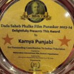 Kamya Punjabi Instagram - Gratitude 🙏🏻 Thank you Maharashtra International Film Festival Organisation Thank you Information & Broadcasting Department Govt of India. And a big thank you to all my fans… aap ho toh main hun ❤️ #dadashahebphalkefilmpuraskar #kamyapunjabi #my2nd #blessed #mehnatkikamai @kameez.co_