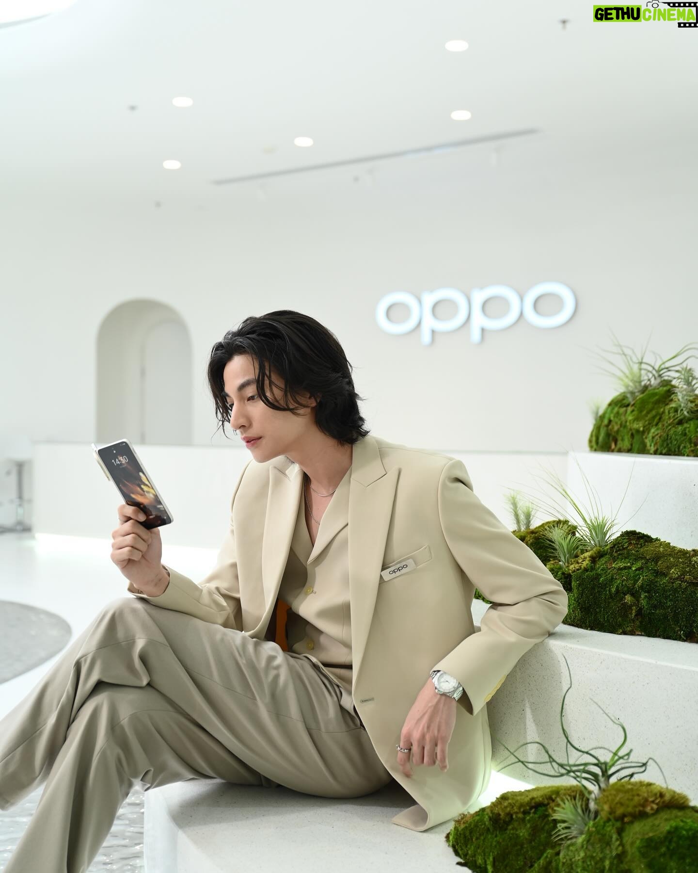 Kanawut Traipipattanapong Instagram - Let’s come to visit✌🏻💚 #OPPOSPACEGrandOpening #OPPOTH #InspirationAhead #OPPOSPACExGULF