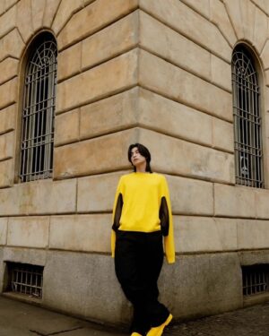 Kanawut Traipipattanapong Instagram - 💛🖤🐯 @onitsukatigerofficial 
#OnitsukaTigerSS24 
#OnitsukaTiger