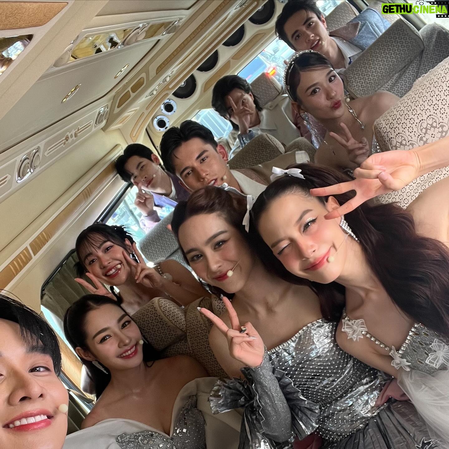 Kanawut Traipipattanapong Instagram - สนุกมากๆครับปีนี้ขอบคุณทุกๆคนที่เกี่ยวข้องนะครับปีหน้าลุยกันใหม่ครับ ทุกคนเก่งมากๆครับ🫡🍑⚽️