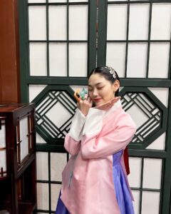 Kang Mi-na Instagram - 꽃달 마지막까지 본방사수!😭