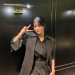 Kang Mi-na Instagram - 🖤