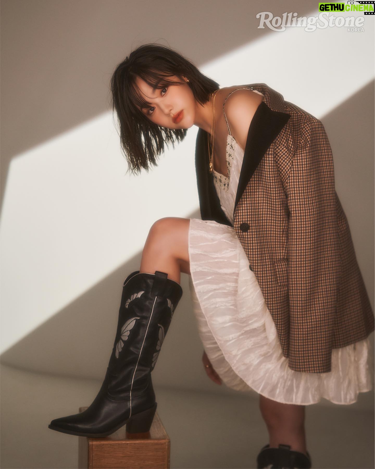 Kang Mi-na - 3 Likes - @rollingstonekorea 🤎