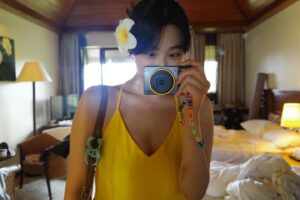 Kang Mi-na Instagram - 💛