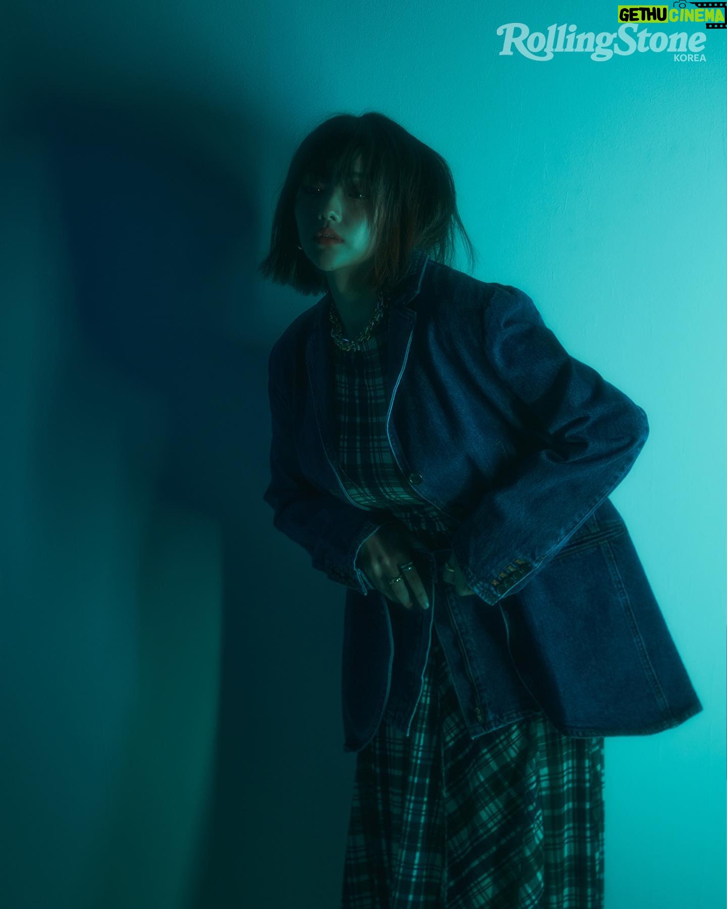 Kang Mi-na - 3 Likes - @rollingstonekorea 🤎
