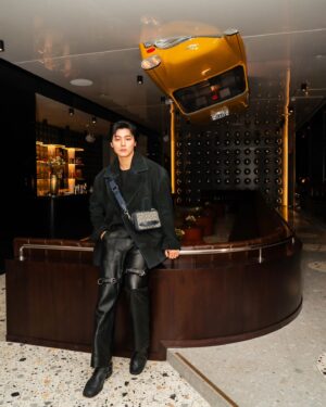 Kang Min-hyuk Instagram - Hi, I have finally visit the Grand Indonesia in Jakarta for the Grand opening of the world's first Coach Restaurant! It took a bit time to come back to Indonesia, but I felt the warmth of the fans thanks to the big welcome and greetings from all the fans. Thank you my BOICE!!
It was such a joyful moment! I hope you all have the chance to come and enjoy the dining in this space that is filled with Coach's heritage. Thank you so much for inviting me to the Grand opening of the world's first Coach Restaurant in Grand Indonesia. Congratulations and Thank you!

#Coach #CoachNY #TheCoachRestaurant #grandindonesia

세계 최초의 Coach 레스토랑 오픈식을 위해 자카르타, 그랜드 인도네시아에 다녀왔습니다. 오랜만에 인도네시아의 방문인데 많은 환호성과 인사하러 와주신 모든 팬분들 덕분에 행복한 시간이었어요!
Coach의 감성이 가득 담긴 멋진 공간에서 식사하는 최고의 기분을 만끽하러 여러분들도 꼭!! 오셨으면 좋겠습니다!
세계 최초 Coach 레스토랑 오픈식에 초대해 주셔서 정말 감사드리고 진심으로 축하드립니다.