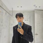 Kang Min-hyuk Instagram - Good bye 2023 👋 안녕 2023. 👋 고마웠어 모두. 2024년 모두 새해 복 많이 받으세요.!!!! #2023안녕 #2024안녕