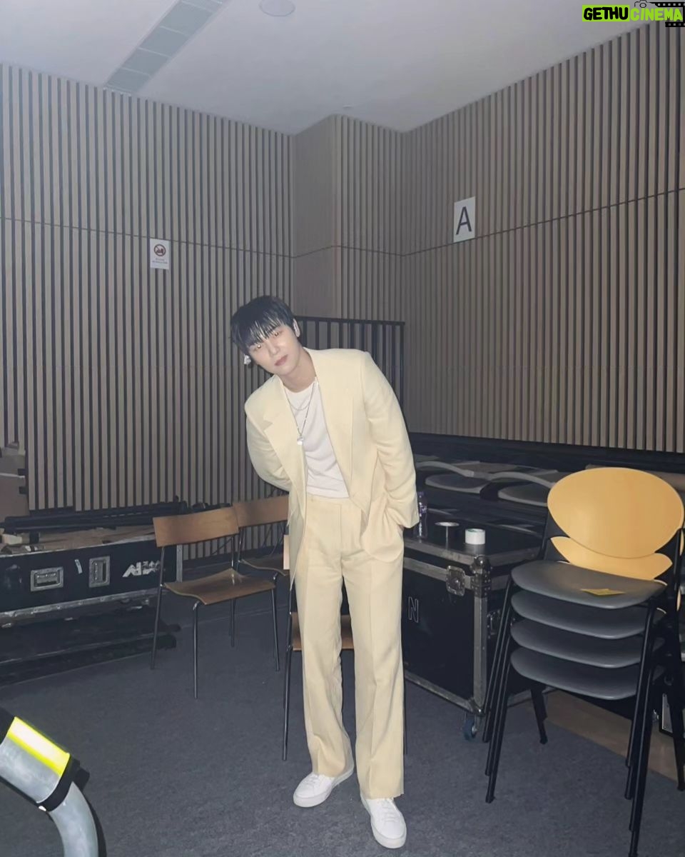 Kang Min-hyuk Instagram - Hong Kong!! 행복하고 즐거운 시간 함께해 줘서 고마워요! 6년 만에 보러 와줘서 정말 정말 감사했습니다 😀 꼭! 곧 다시 만나요~ #KangMinHyuk #CNBLUE #LeeJungShin #BOICE