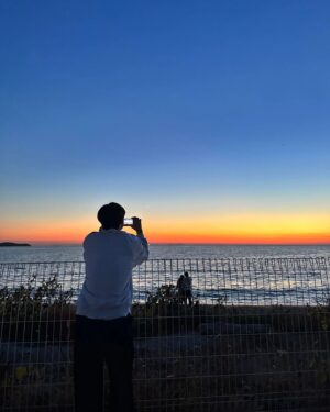 Kang Min-hyuk Instagram - Good bye 2023 👋 
안녕 2023. 👋 고마웠어 모두.
2024년 모두 새해 복 많이 받으세요.!!!!

#2023안녕 #2024안녕