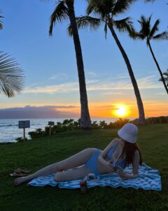 Kang Min-kyung Instagram - 🏝,, 휴가는 이런 거구나.. 정말