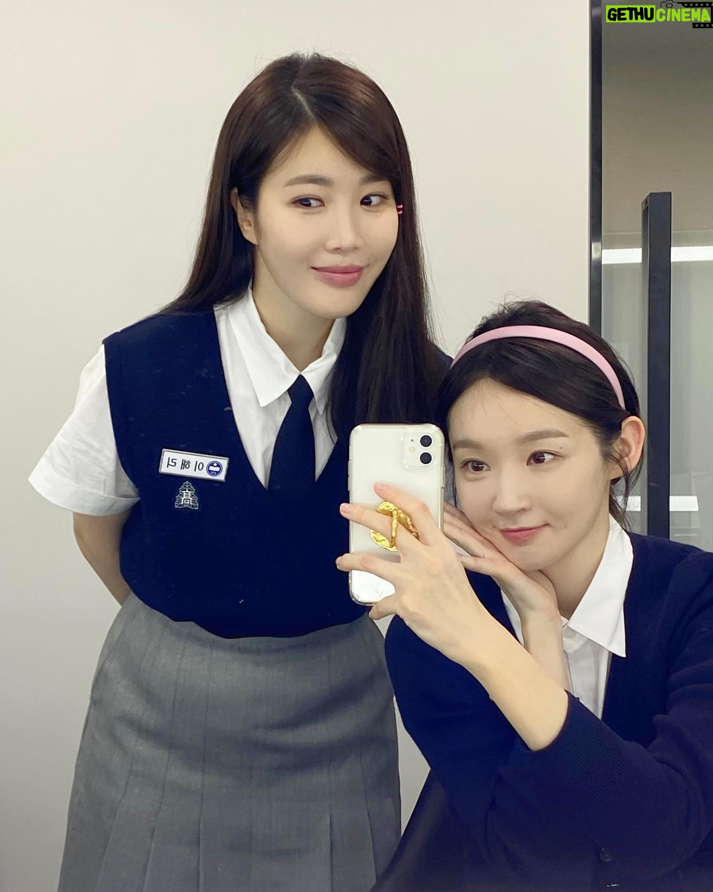 Kang Min-kyung Instagram - 15년전 사진인데 화질이 좋네? ^~^