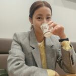 Kang So-ra Instagram - 월요일, 일마치고 혼밥 비오는날엔 돈까스랑 모밀이지
