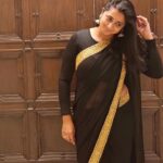 Kaniha Instagram - A black saree can never go wrong! A black saree has always been my last minute savior! 🖤❤️🖤 #sixyardsofelegance #sixyardslove #blacksaree