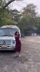 Kanika Mann Instagram - Me after meditating for half an hour after an year 😂