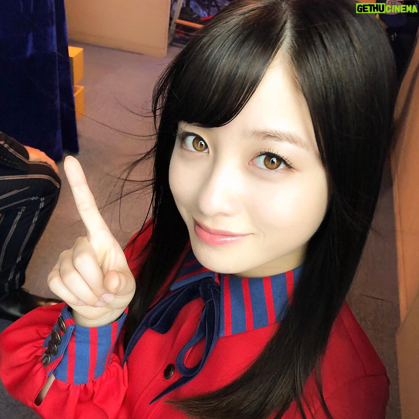 Kanna Hashimoto Instagram - こんにちは!環奈MGです。 ドコモの新料金プランのTVCMに出演させて頂きました。 5/17(金)より全国でオンエアーされます! ドコモのHPで先行してご覧頂けますので、リンクはストーリーに貼っております。 今日は新CMの撮影時のオフショットをシェアします!扇風機の風で髪がなびいてます。 #橋本環奈 #橋本環奈2019 #橋本環奈マネージャー #ドコモ #docomo #新CM #新料金プラン