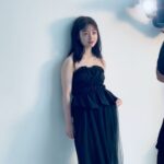 Kanna Hashimoto Instagram - こんにちは！環奈MGです。 12日発売の「ar」からオフショットをシェアします。 環奈のTwitterで結構オフショットが上がってたのでムービーをシェアしますね！ と言って、先程間違えてアップしてしまったので再投稿させて頂きます。 コメントくださった皆様申し訳ございません！ #橋本環奈 #橋本環奈2021 #橋本環奈マネージャー #ar