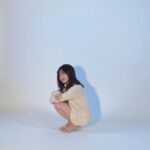 Kanna Hashimoto Instagram - こんばんは！環奈MGです。 今日は発売中の「ar」からオフショットをシェアします！ #橋本環奈 #橋本環奈2022 #橋本環奈マネージャー #ar