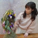 Kanna Hashimoto Instagram - こんにちは！環奈MGです。 今日はテレビジョンからオフショットです。 いつも作業中は真剣な顔です。 #橋本環奈 #橋本環奈2021 #橋本環奈マネージャー #テレビジョン連載オフショット