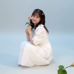 Kanna Hashimoto Instagram - こんにちは！環奈MGです。 Angel Heartの秋冬新作が発売になりました！ 公式オンラインショップ限定のプレゼントキャンペーンも開催中ですので是非チェックしてくださいね。 毎月ビジュアルが更新されます。 今月はこちらのオフショットをシェアします！ #橋本環奈 #橋本環奈2022 #橋本環奈マネージャー #angelheart #エンジェルハート
